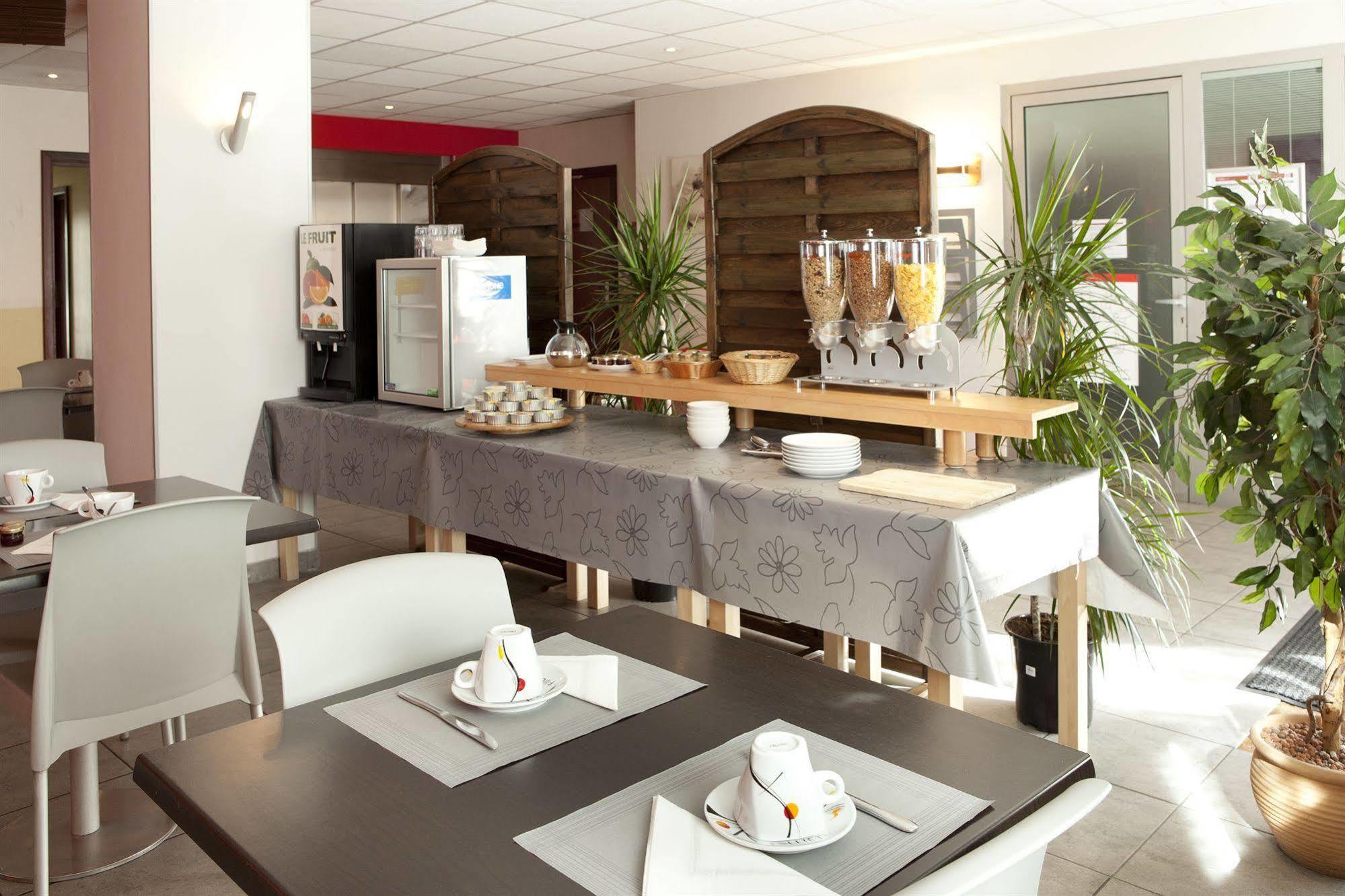 Ruby Suites Quartier Les Halles By Popinns Strasbourg Exterior photo